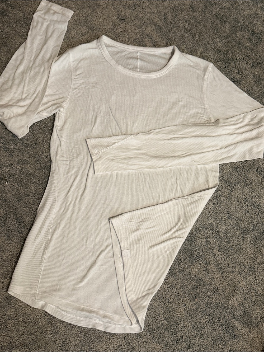 Lululemon women’s Long Sleeve Crewneck Base Layer Shirt - White